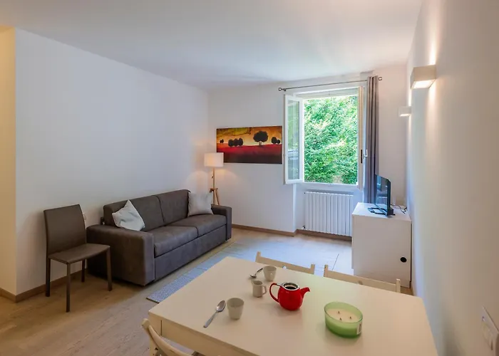 Overlooking The Διαμέρισμα Malgrate